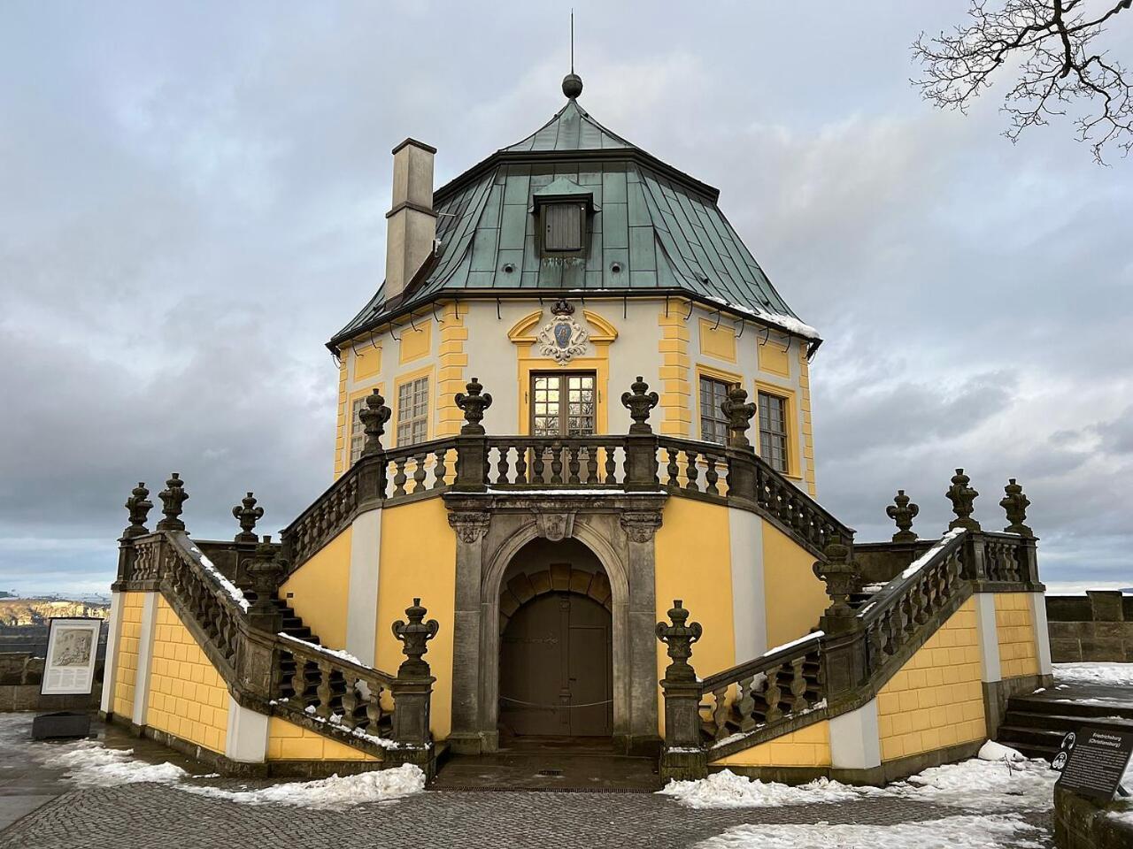 Pod Chlumem - Utulny Byt V Blizkosti Centra Decin Esterno foto